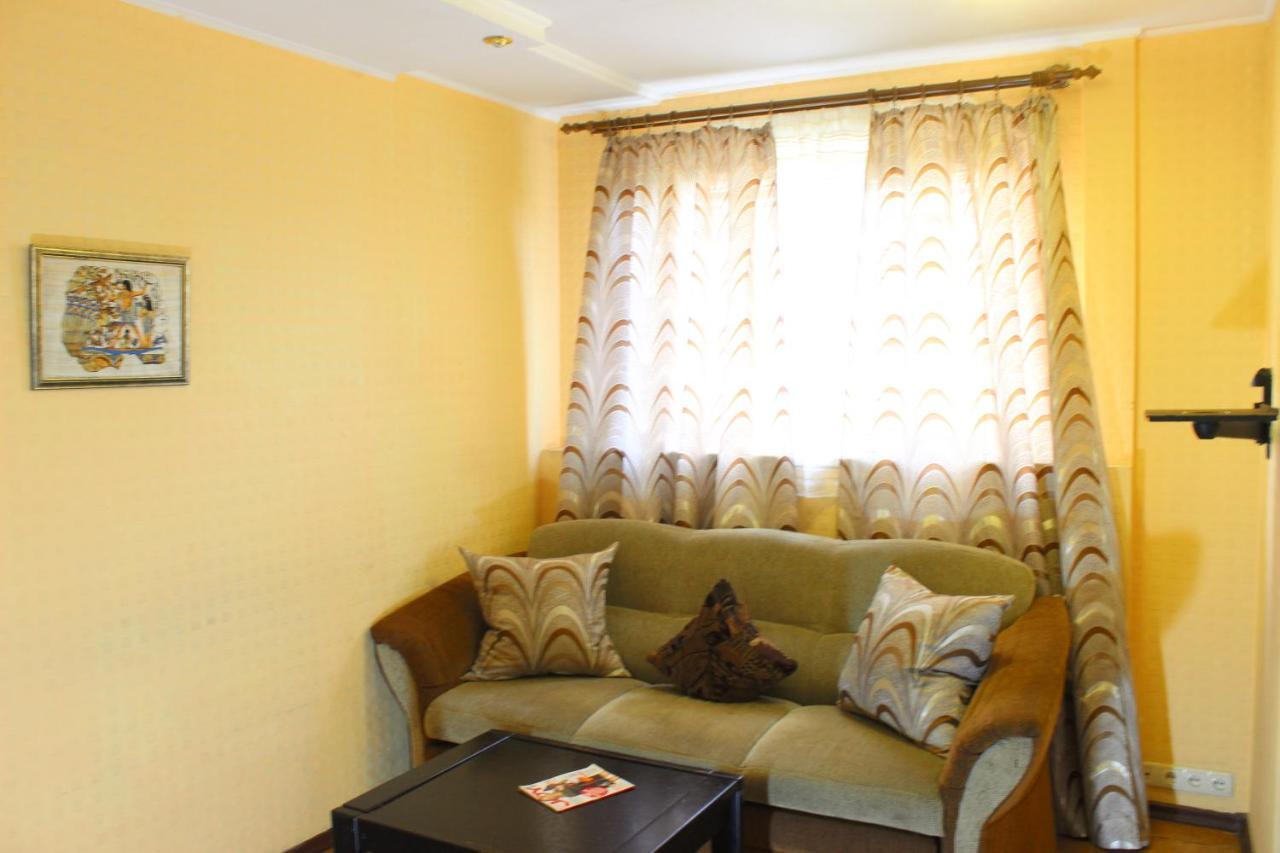 Two-Room Apartment Metro Levada Kharkiv Exterior photo