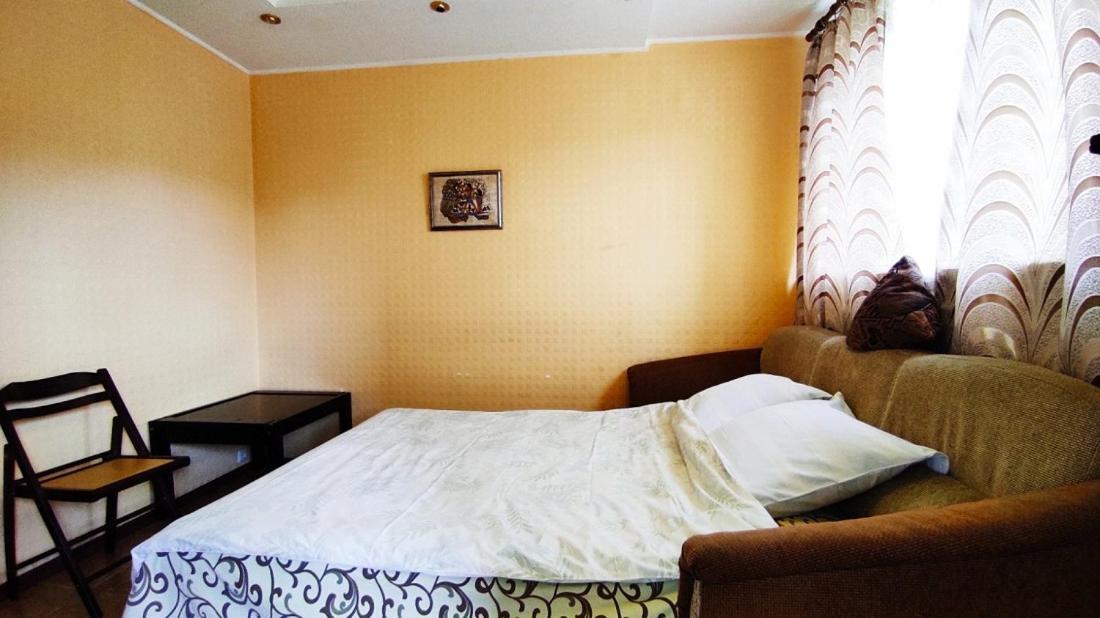 Two-Room Apartment Metro Levada Kharkiv Exterior photo